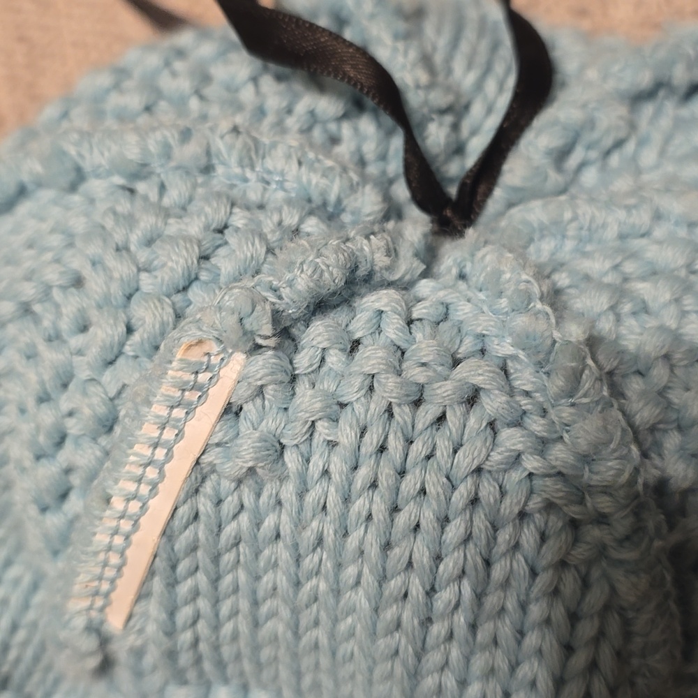 Eisbor Focus Lux Crystal Skipool Beanie - Picture 5 of 8